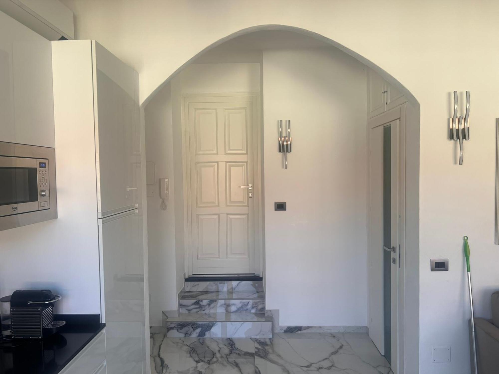 Casa Vacanza " La Rosa " Imperia Liguria エクステリア 写真